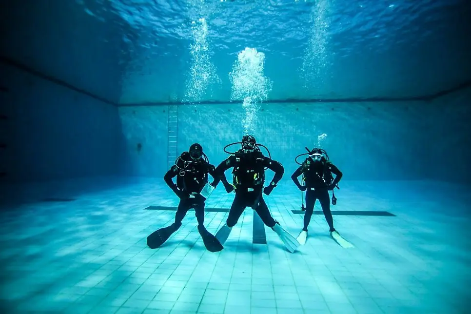 NB Divers students and instructors